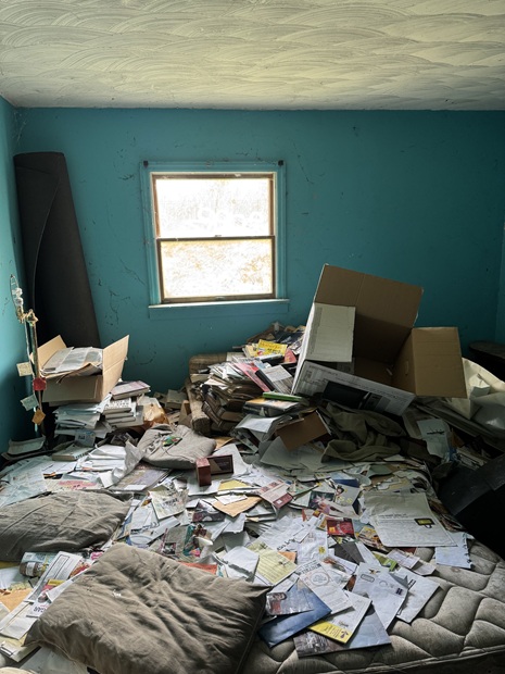 Hoarding Cleanout service image